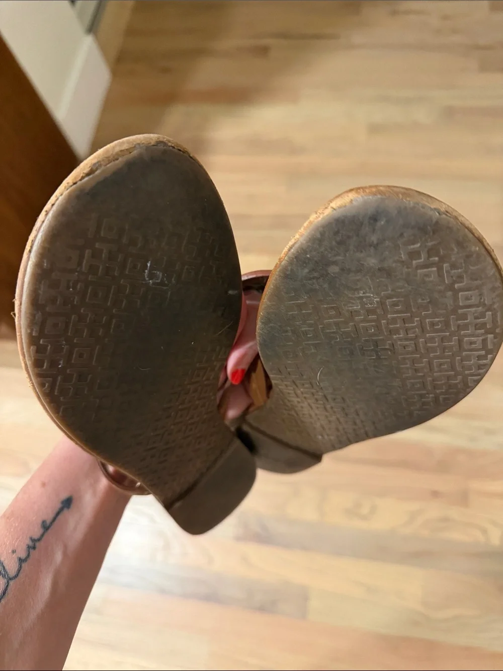 Tory Burch Miller Leather Sandals Cognac Tan Women’s Size 9